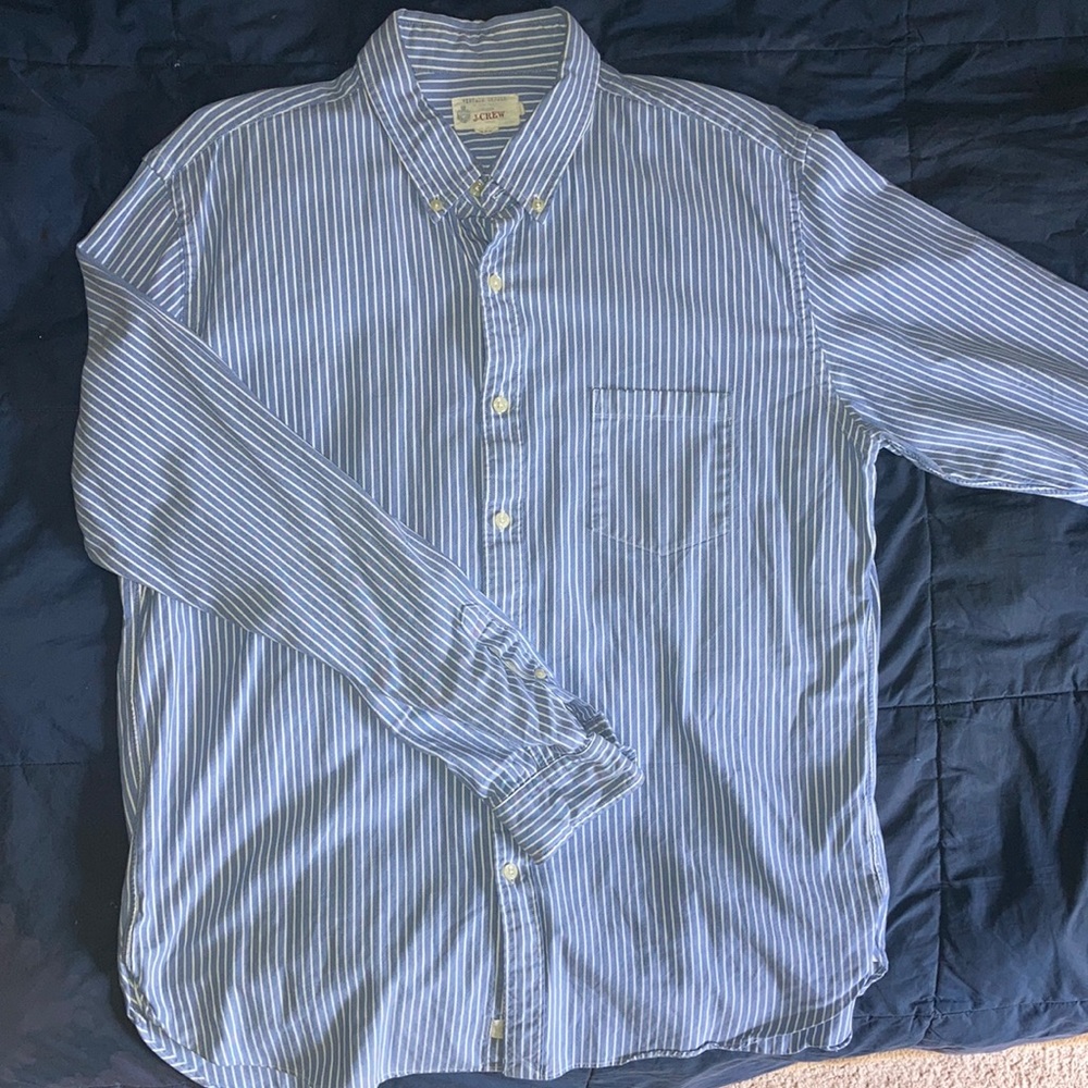 Men’s blue and white button up